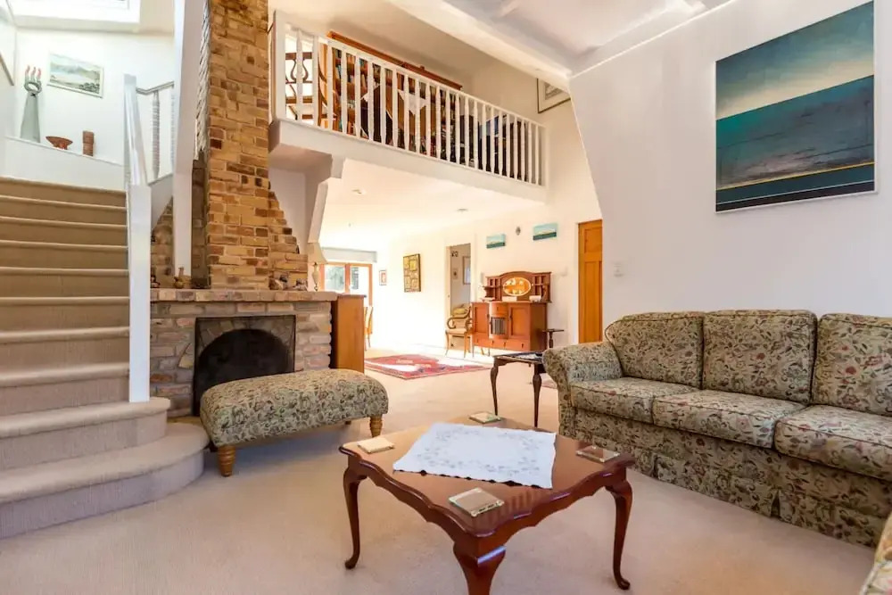 3 Bedroom Family Home With Harbour Views in Westmere