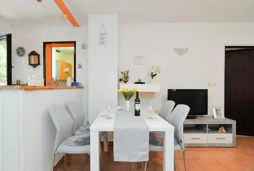 Apartment Dulijana 2042