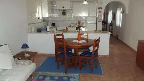 Family Floripes House