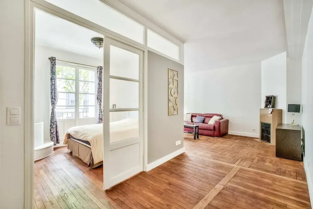 Apartment With Balcony Near Gare Montparnasse