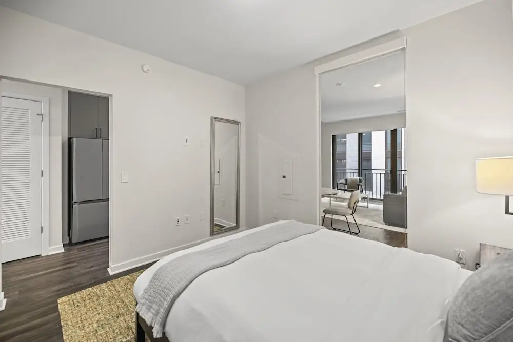 Placemakr Cathedral Heights