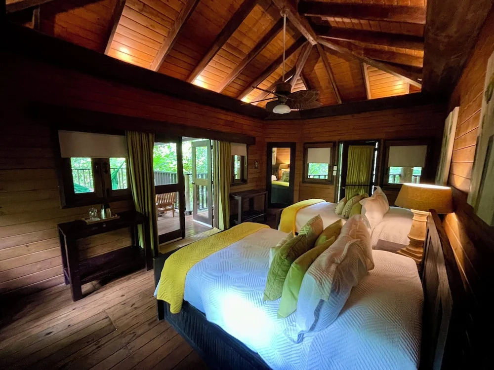 Platon Ecolodge