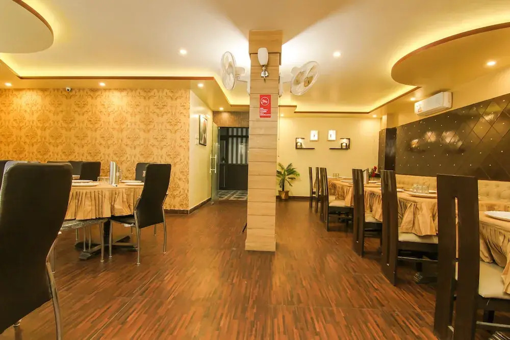 FabHotel Sara Residency