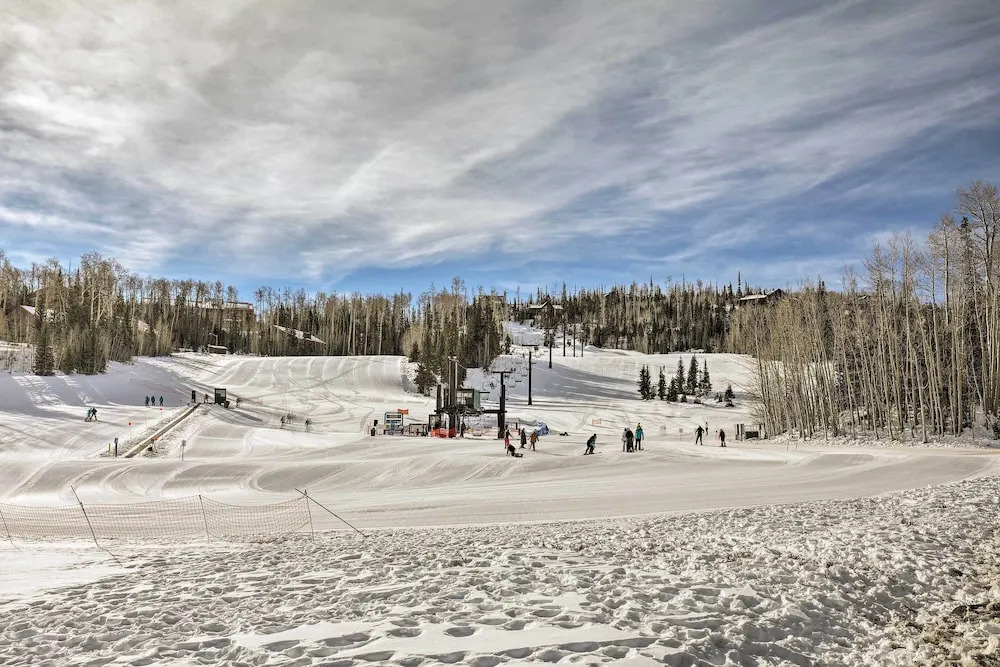 Ski-out Brian Head Condo - Top of Navajo Lift