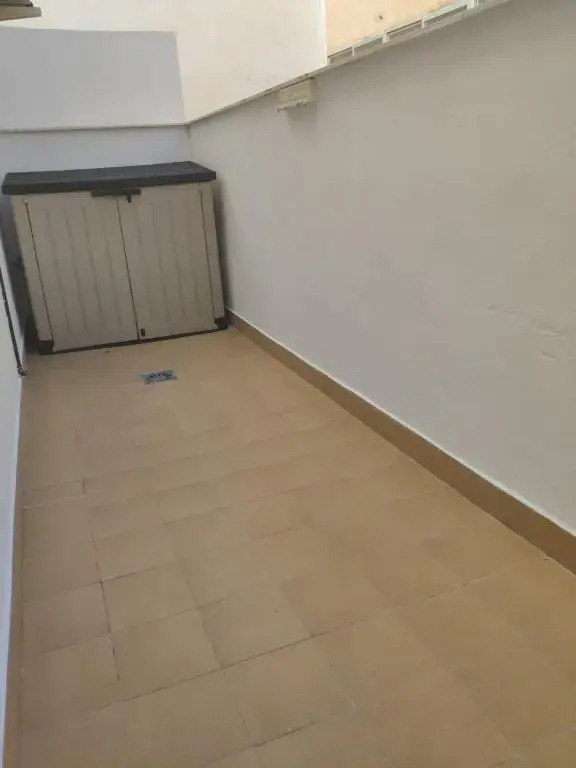Piso recien reformado a menos de 50m de la playa
