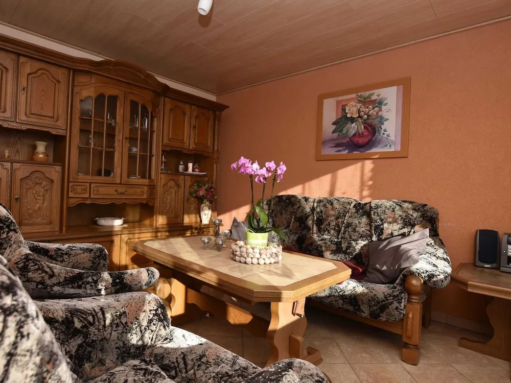 Rustic Escape in Kropelin