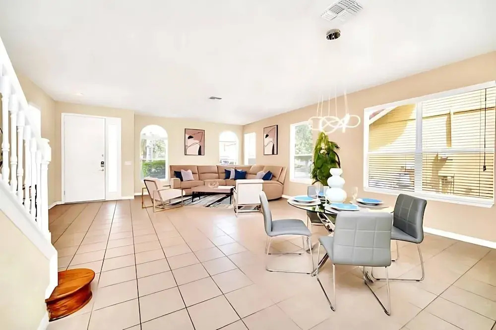 Bella Vida House With Pool and Games - Near Disney!