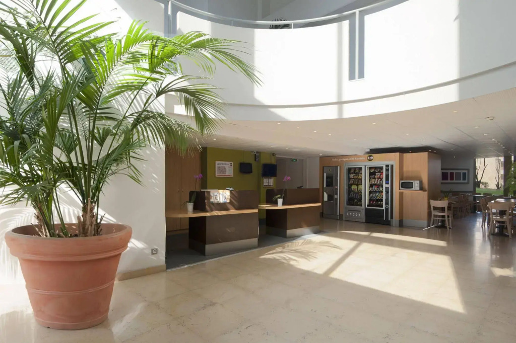 B&B HOTEL Lyon Centre Part-dieu Gambetta