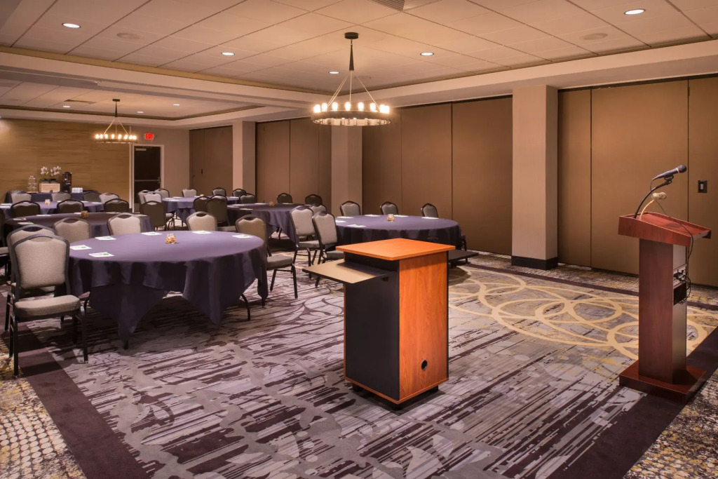Doubletree By Hilton Raleigh Crabtree Valley