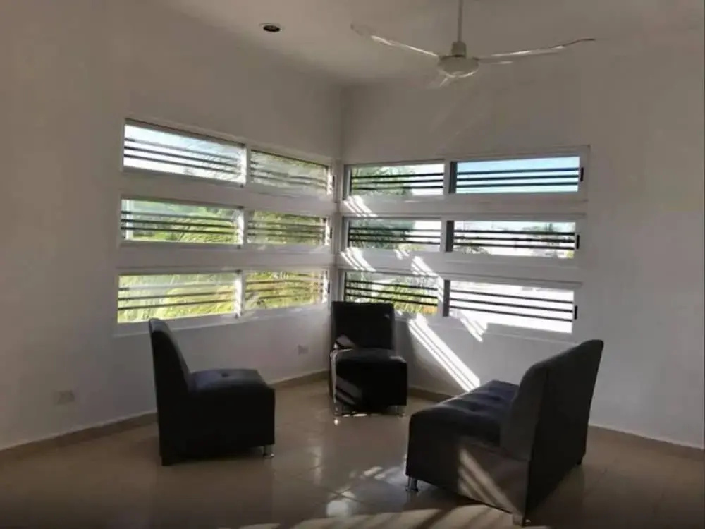 330 Hotel Altabrisa