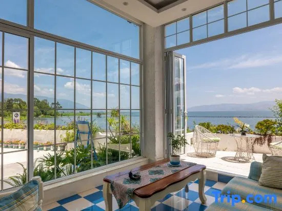 Ocean Talk Seascape Hotel
