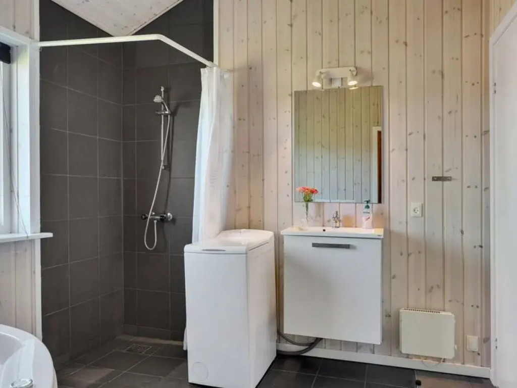 "Genadij" - 900m from the sea in NW Jutland