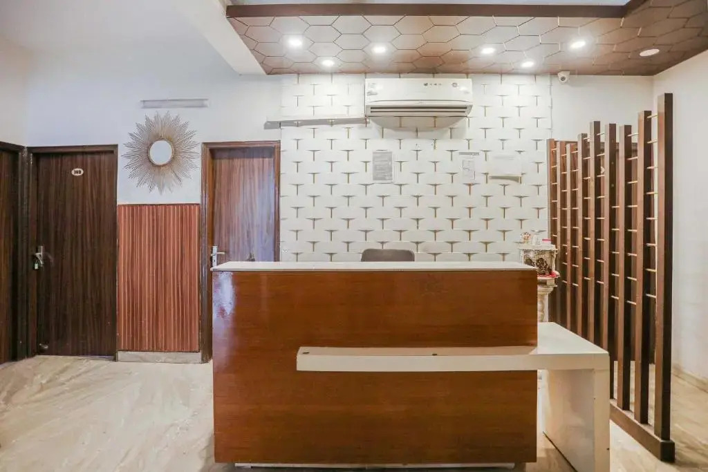 Oyo Townhouse 1120 Moonlight Residency