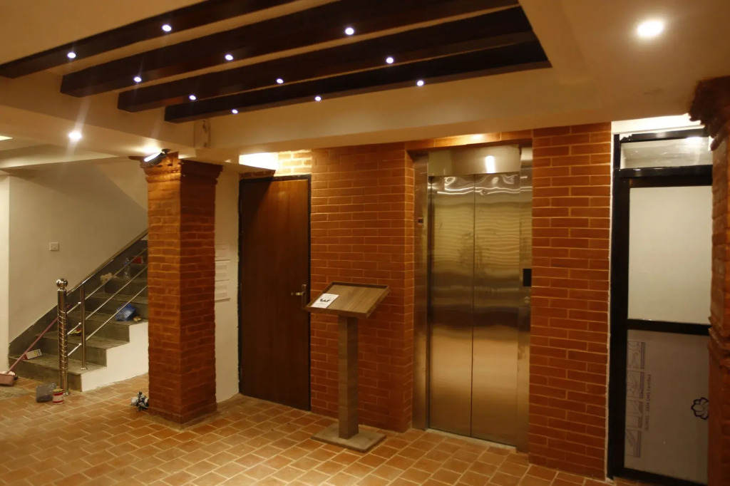 Hotel Shreesu