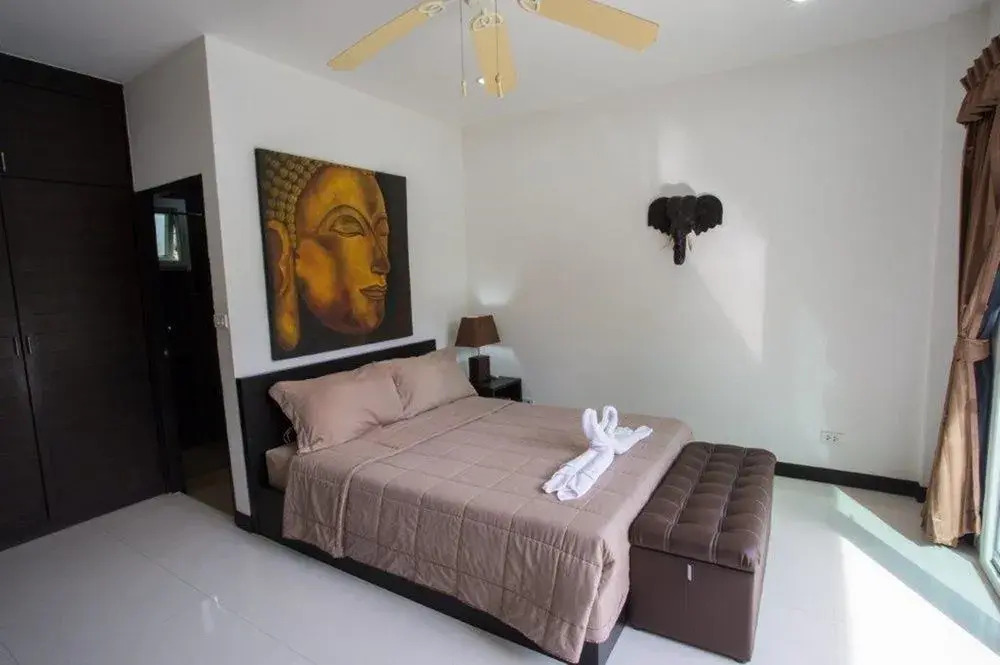 Cophi Villa 3 bd pool villa Nai harn
