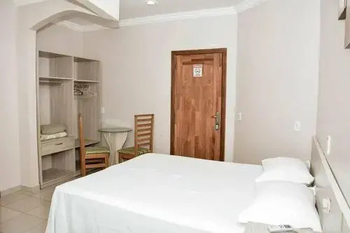 Hotel G & K