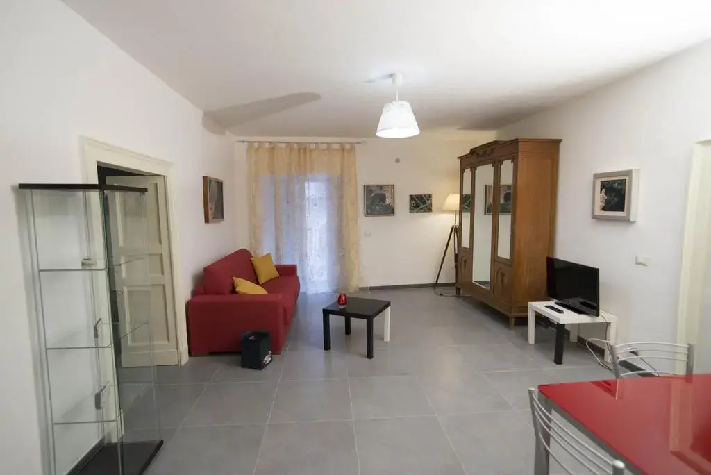 Ampio Appartamento In Via Etnea