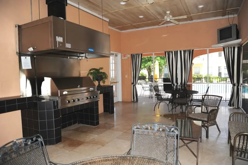 Legacy 2102 - 3 Br Condo