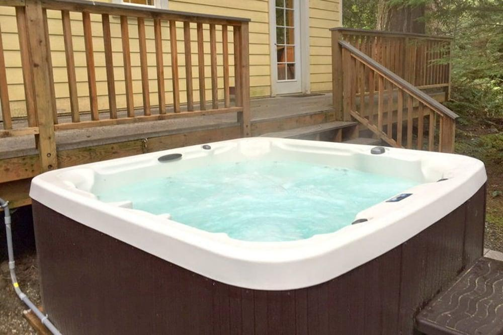 Mt. Baker - 5 Bedroom Cabin - RNU 65341