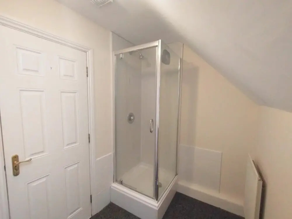 City Centre Home, Free Parking,wifi,netflix,tv
