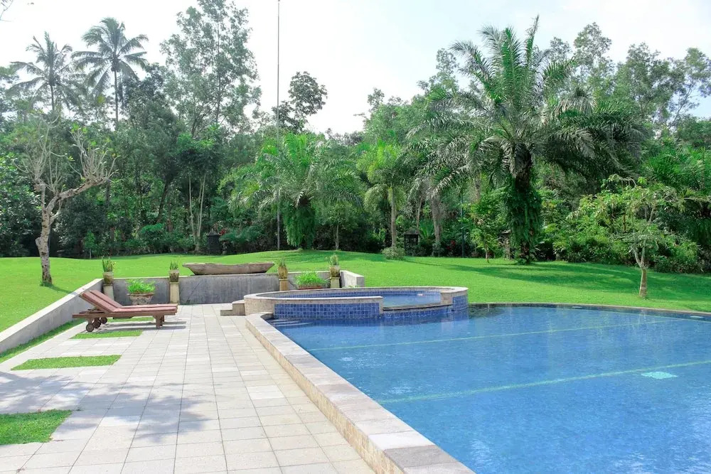 Airy Premier Sleman Raya Merapi Golf Cangkringan Yogyakarta