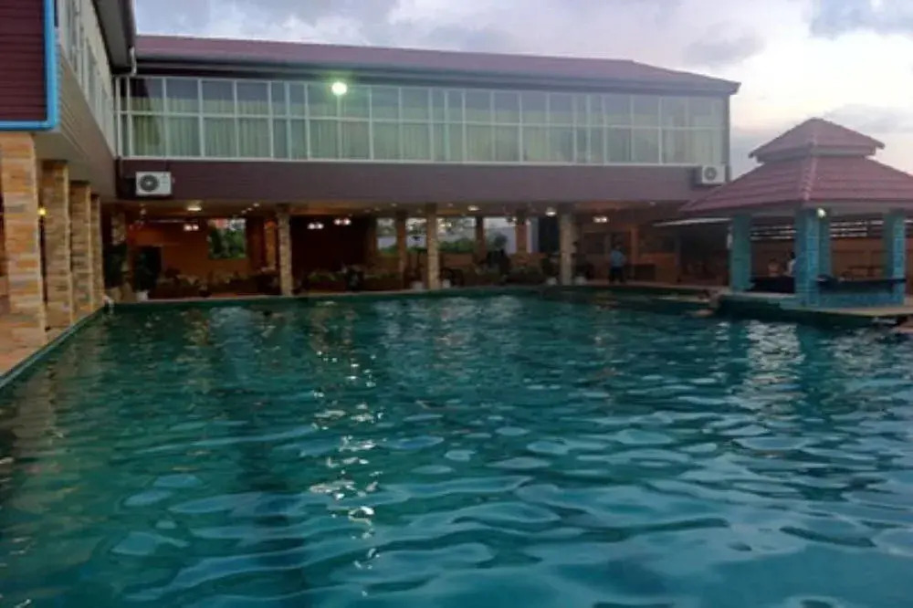 Sky Park Hotel