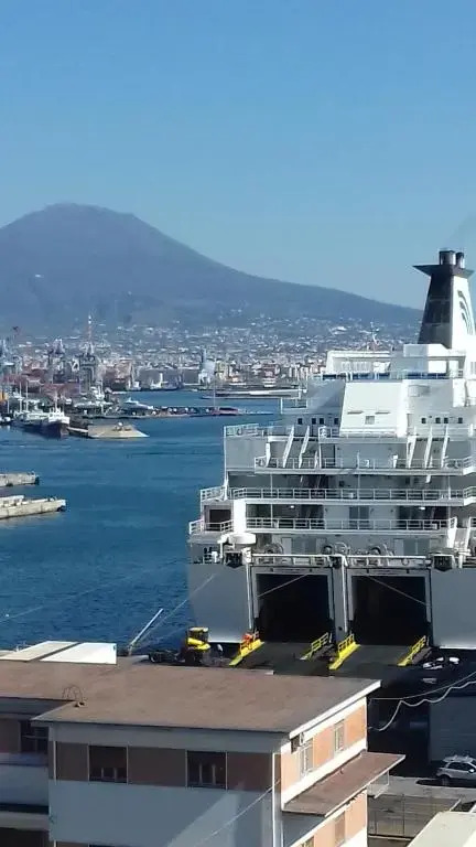 Molo 33 Napoli