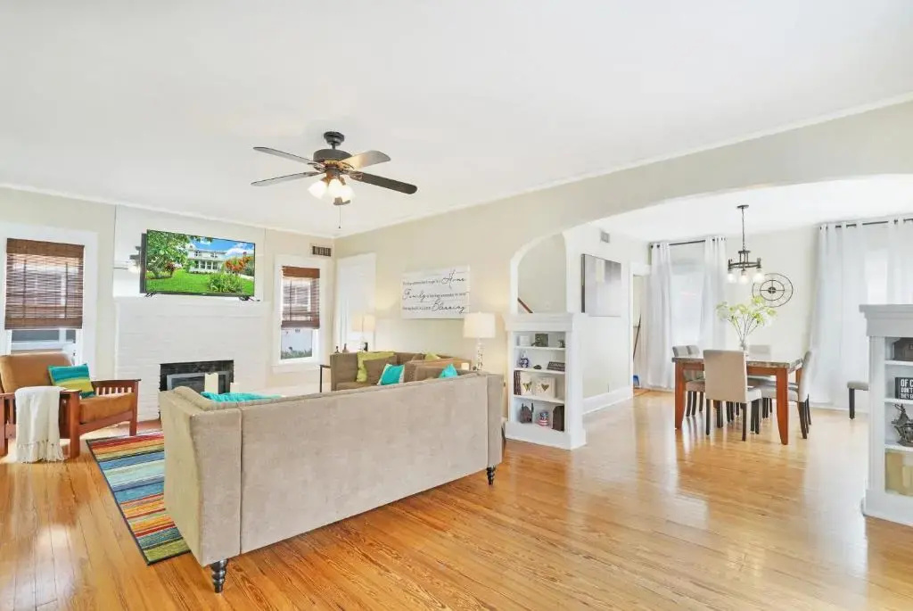 Charming Historic Home and Cottage minutes from the Intracoastal and the Beach
