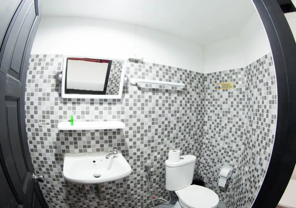 SJ Beach House Patong