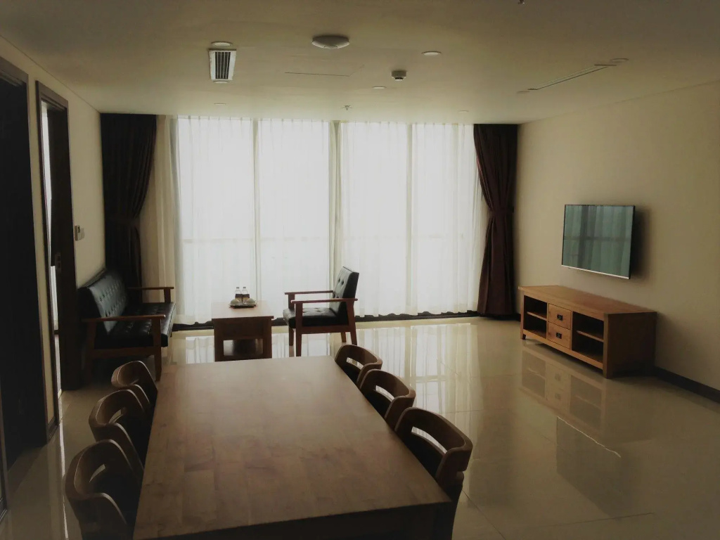 Lenid Ocean View Hotel