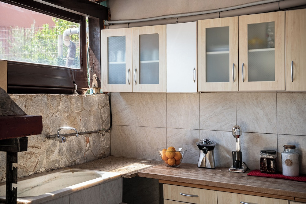 Alkistis Sweet Homes