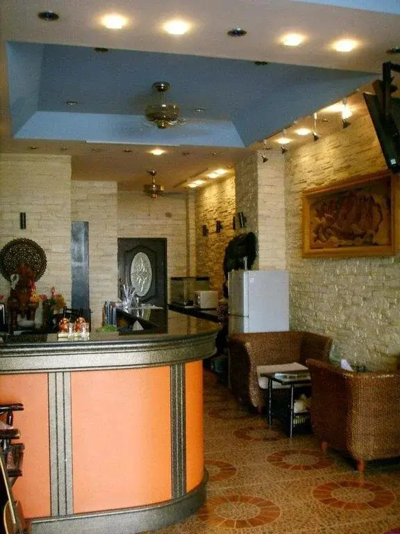 Lookchang Inn 1 (New Port Beach)