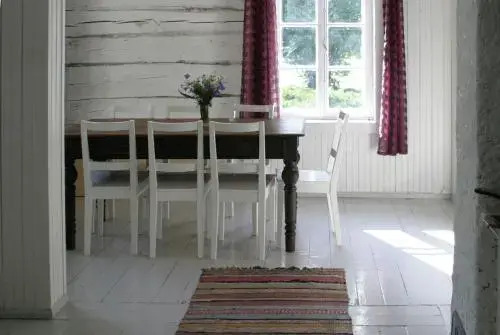 Mandjala Cottages