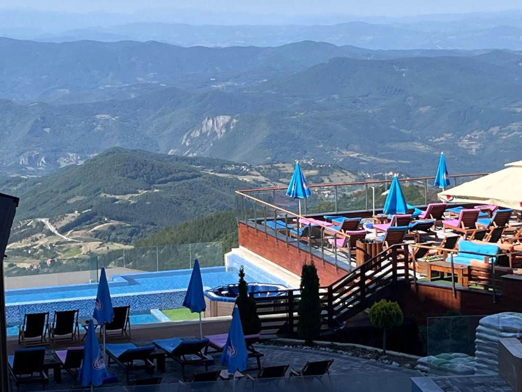Milmari P74, Quest apartmani, Kopaonik