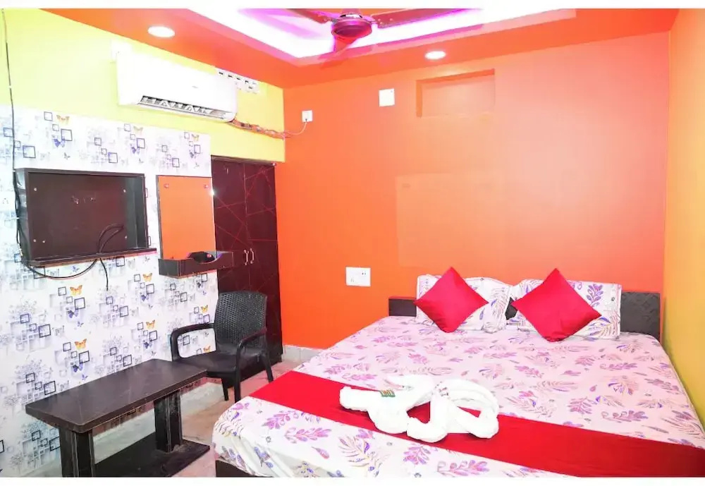 DhamStay Hotel Ashoka Royal Near Beach