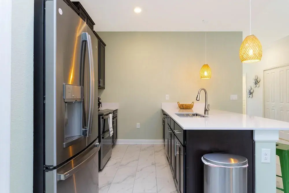 Gorgeous 5 Bd w/ Pool Close to Disney @ Champions Gate 948