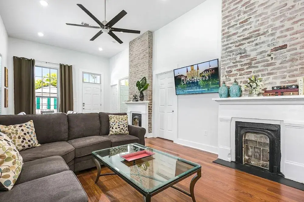 Spacious 5 Bedroom Near Magazine St & Uptown
