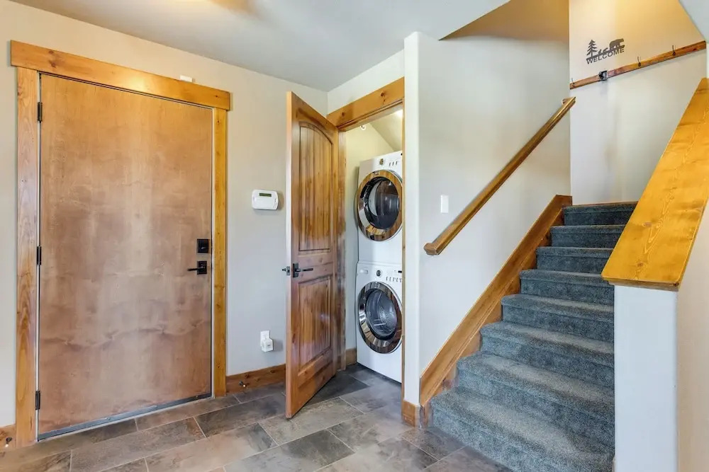 Spacious Fraser Gem: 7 Mi to Winter Park!