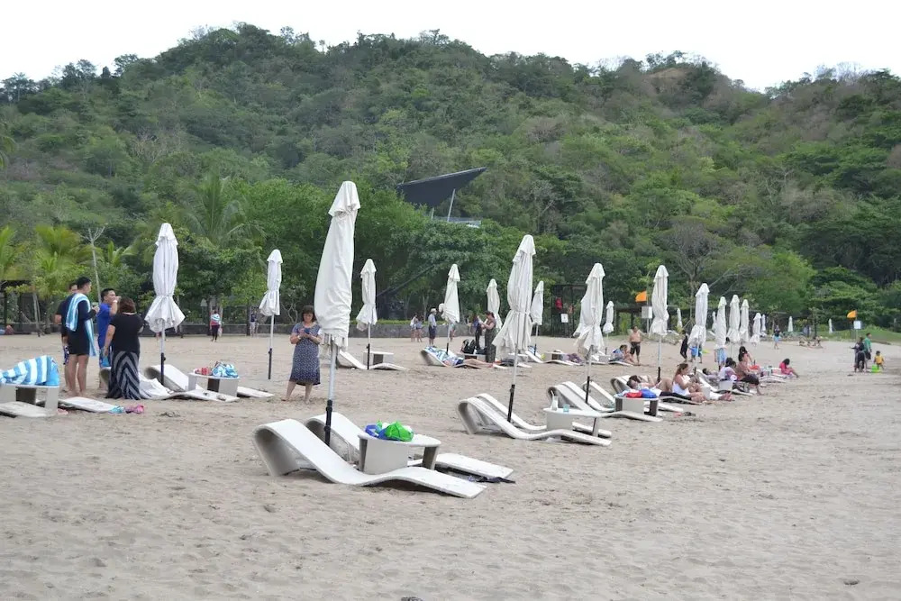 Pico de Loro Hamilo Coast