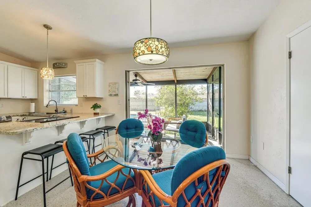 'uncle Louie's' Gulf Coast Gem w/ Outdoor Oasis