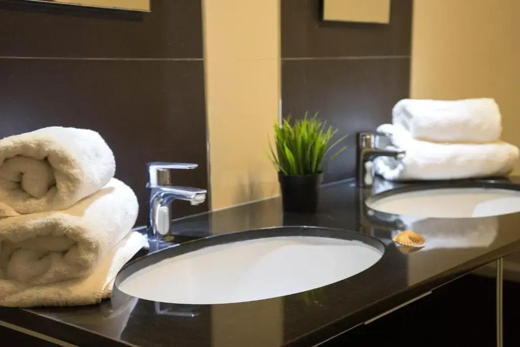 Coast Suite-Luxury Central Beach House