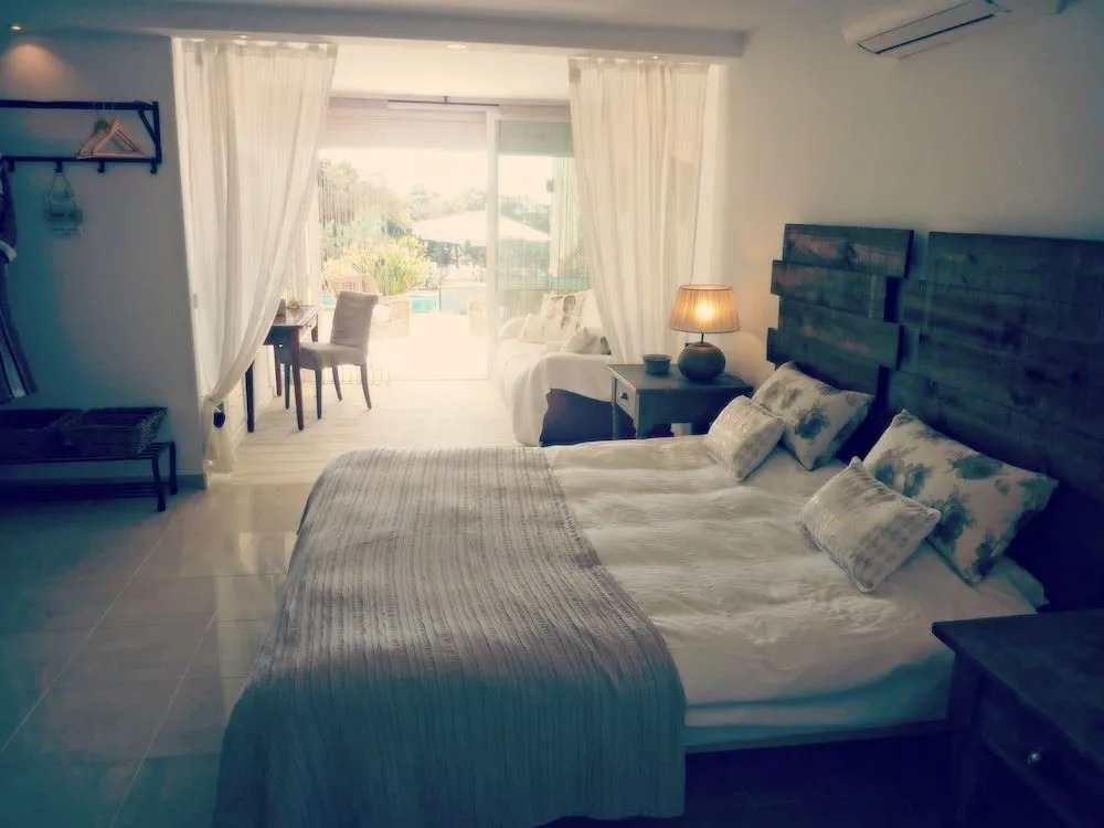 Villa Breeze 