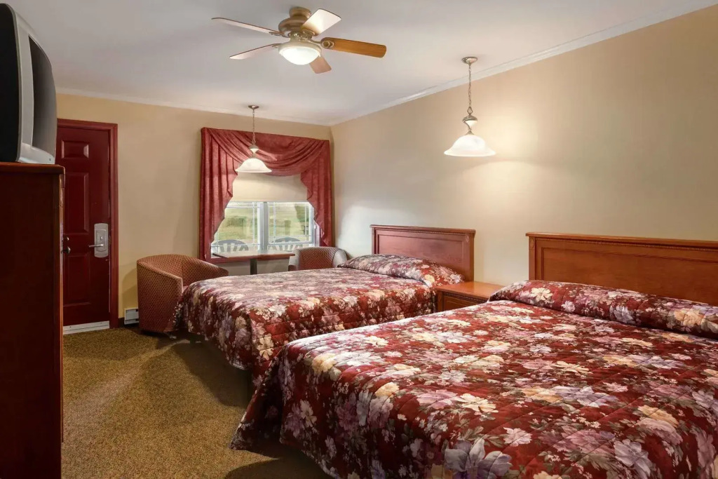 Travellers Inn Fredericton NB