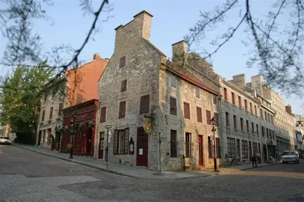 Hotel Pierre du Calvet