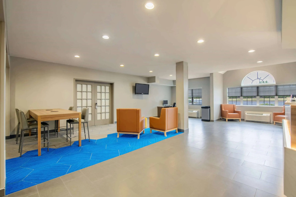 Microtel Inn and Suites by Wyndham Anderson SC