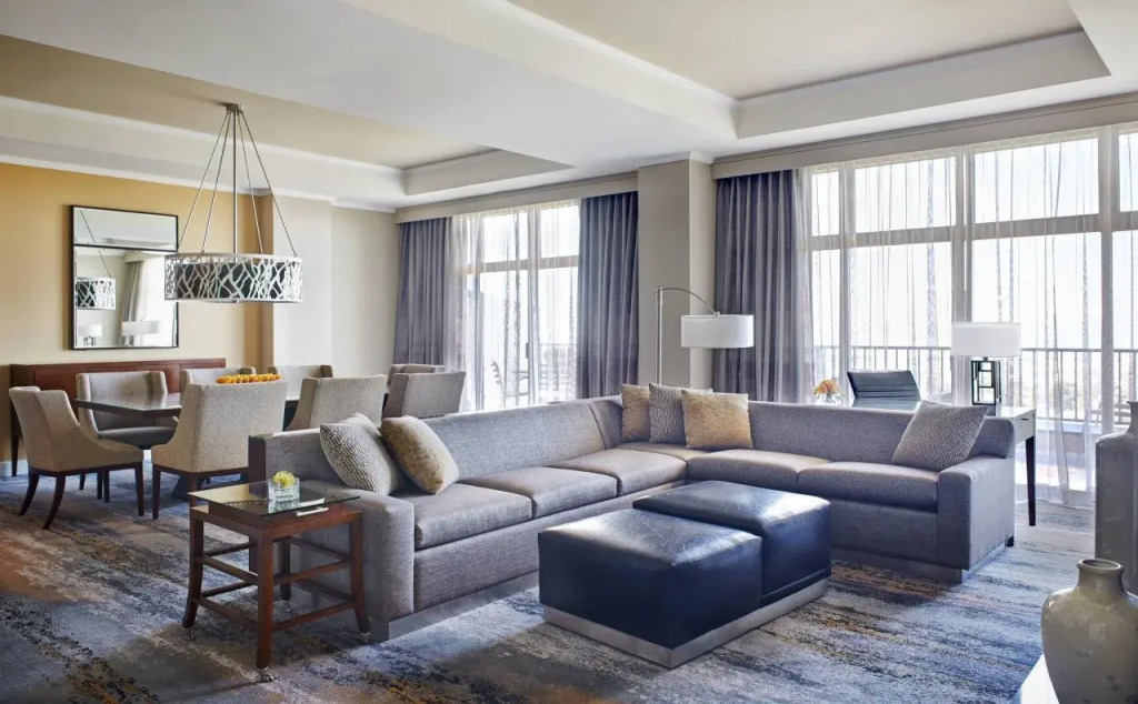 VEA Newport Beach, a Marriott Resort & Spa
