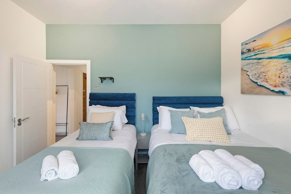 Apartment - Sleeps 11 - Hampstead Highstreet 5mins