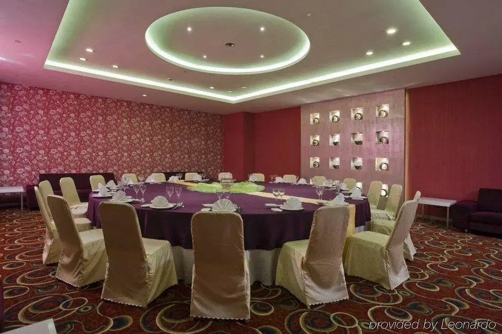 Jiaxing Olympic Hotel