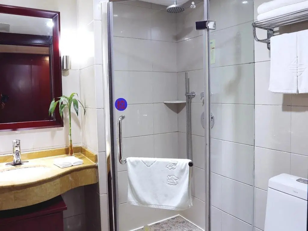 Shihe Hotel Xinyang