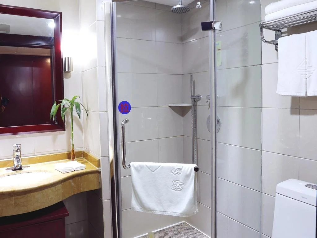 Shihe Hotel Xinyang
